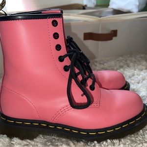 Rare color- acid pink size 6 Dr. Martens!!